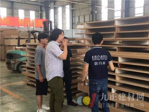 共話合作，智造未來 熱烈歡迎迪拜陳總蒞臨依威工廠考察指導(dǎo)